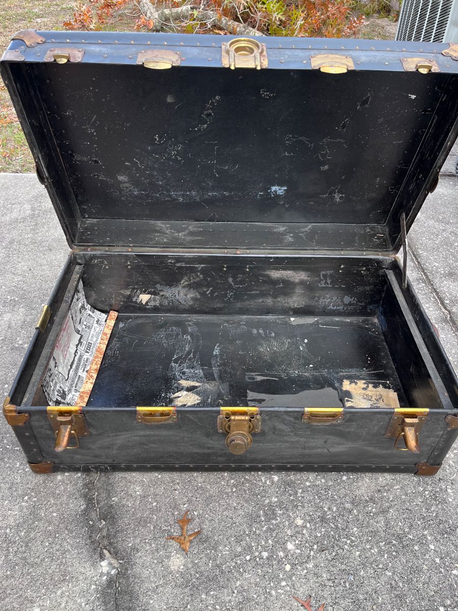 Estate Sale hodgepodge by Smooth Saleing... starts on 1/12/2024