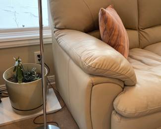 $250.00………..Koch & Lowy Style Floor Lamp