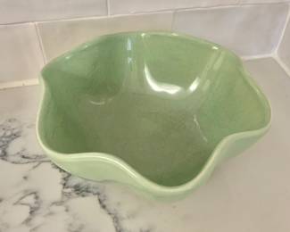 $8 - Gail Pittman Hospitality Collection SAGE GREEN 6” Fluted Bowl Southern Living 