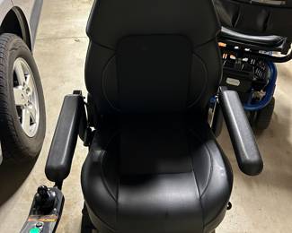 Merits Sport Power Chair 
