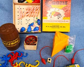 ANTIQUE TOY GAMES 