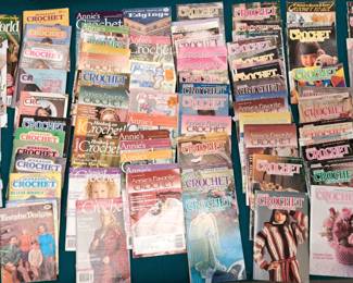 ASSORTED VINTAGE CROCHET BOOKLETS LOT