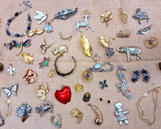 JEWELRY LOT PINS
