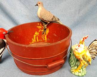CHARMING WOOD BUCKET & DOVE DECOY