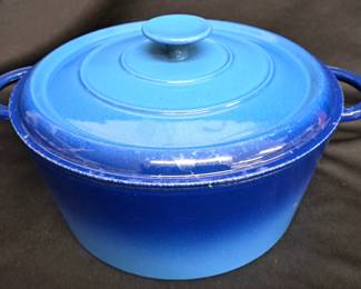 HEAVY IRON DUTCH OVEN MADE IN FRANCE