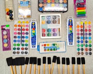 CRAFTS PAINT LOT