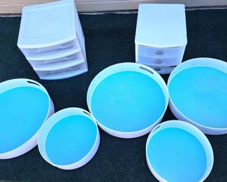 STORAGE & SPINNING TRAYS