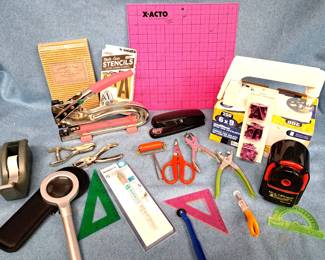 SCRAPBOOK CRAFTS SUPPLIES LOT