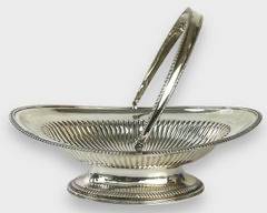 Fine Large Sterling Silver Basket 1053 Grams
