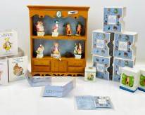The World of Beatrix Potter Wooden Display And New In Box Figurines
