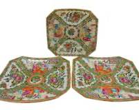 Vintage Chinese rose medallion decorative Octagonal Plates
