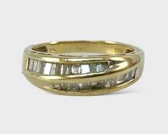 Fine 14K Yellow Gold Diamond Ring Size 8
