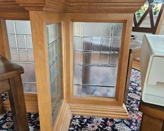 Bottom of kitchen table