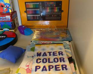 Non-Toxic 130 Piece Artist Set Kids Craft