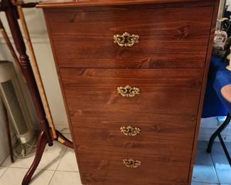 4 Drawer Dresser