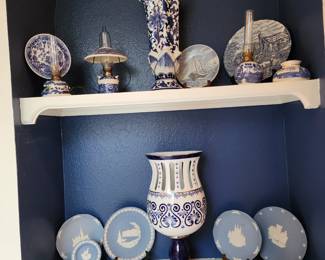 Wedgewood  -  Blue Willow