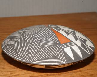 Polychrome Acoma pottery signed HMA