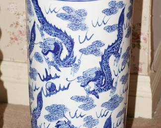 Vintage dragons umbrella stand