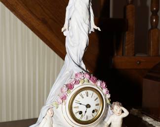 Meissen "Showtime" Dancers & Fashion Ladies clock-c1910