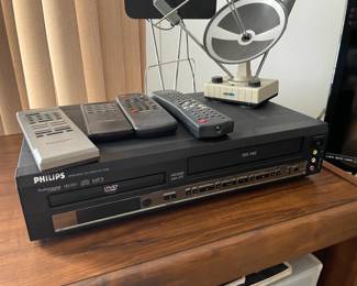 . . . Philips DVD player