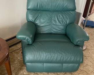 . . . a nice teal leather recliner