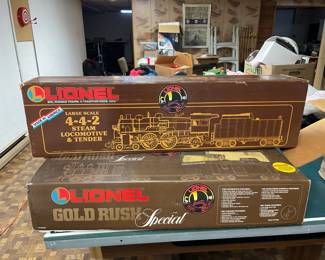 . . . vintage Lionel sets