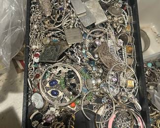 Sterling silver jewelry to be lotted in big lots.