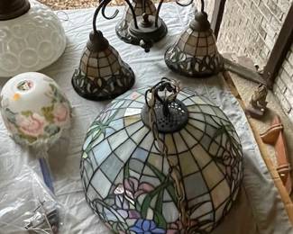 Stained glass light fixtures