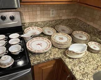 1940's Occupied Japan china set with serving pieces