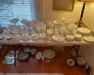 Milk Glass - Fenton, Westmoreland, Old Quilt