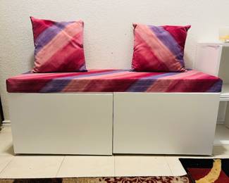 Two matching pieces are available