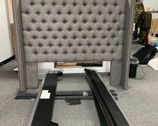 Coaster Queen Platform Bed Set