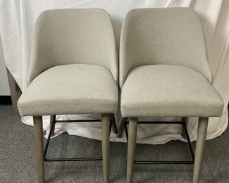 Ashley Furniture Ronstyne Counter Height Bar Stools