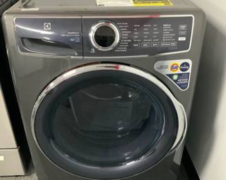 NEW Electrolux Front Load Perfect Steam Washer