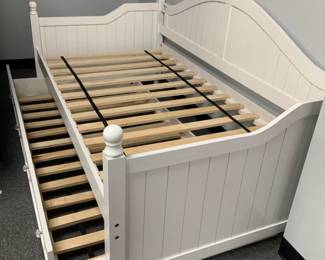 Coaster White Daybed with Trundle