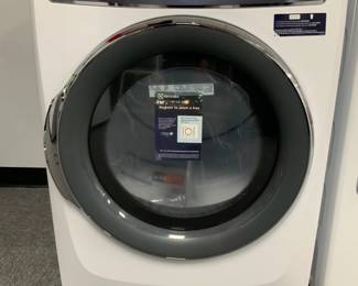 NEW Floor Model Electrolux Front Load Perfect Steam Washer