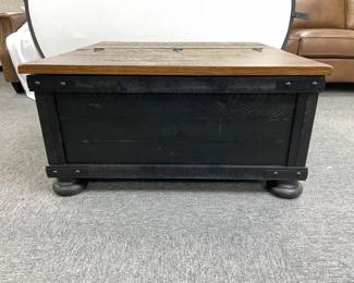 Ashley Furniture Hinged Valebeck Coffee Table