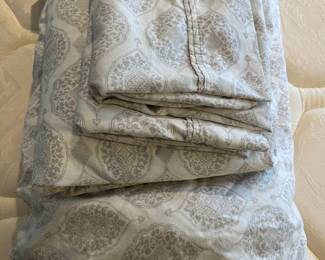 Clean, quality linens.