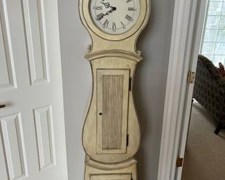 Ethan Allen floor/grandfather clock.