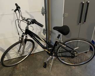 Trek 7300 Multitrack hybrid bicycle.