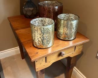 Rustic wood accent/side table.