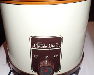 CROCK POT