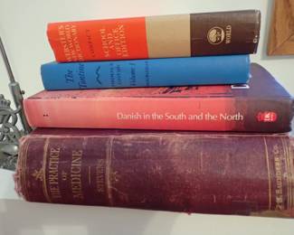 VINTAGE BOOKS