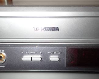 TOSHIBA
