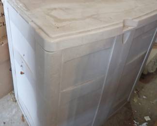 OUTDOOR STORAGE BOX