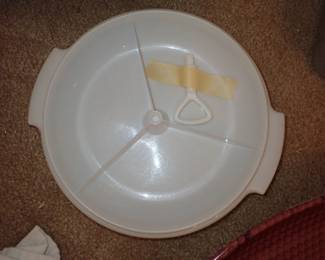 TUPPERWARE