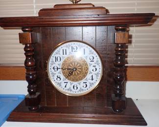 WOOD CLOCK