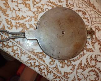 Krumkake IRON/ MAKER 