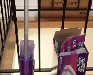 FLOOR CLEANER