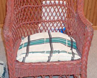 WICKER CHAIR